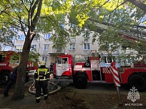 На улице Нансена в Калининграде из огня вывели восемь человек