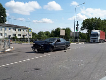 Под Багратионовском автомобиль вылетел с трассы на территорию школы