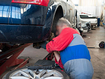 Автомеханик нагрел автомобилистов на 19 тысяч рублей