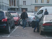 В Калининграде горожане обезвредили мужчину, который попытался украсть мобильник