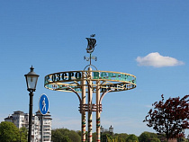 В Калининграде демонтировали качели, травмировавшие ребенка