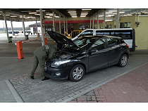 Россиянку поймали в Польше за неуплату лизинга за автомобиль