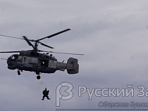 В Балтийске двое военнослужащих упали с вертолета в море во время репетиции парада ко Дню ВМФ (видео)