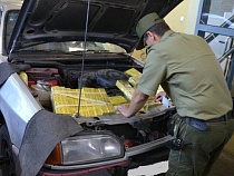 Калининградец попытался ввезти в Польшу более 42 000 сигарет