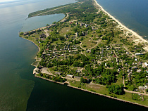 700 человек на западе России стали заложниками штормов