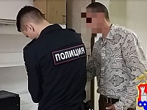 В Калининграде женщина с ножом в спине вызвала себе скорую 