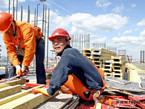 МФЦ в Гусеве ремонтировали нелегальные мигранты