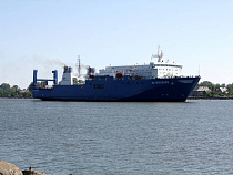 Паром Балтийск-Засниц приостановил работу