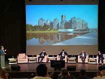 «Здесь будет Сельма!»: автор колонны Победы обругал проект Явейна