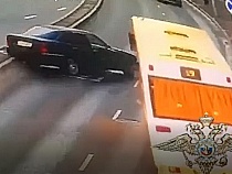 Из-за ДТП на улице Гагарина в Калининграде возбуждено уголовное дело