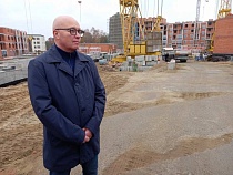 Изгнанному экс-депутату Пионерского дали звание почётного гражданина