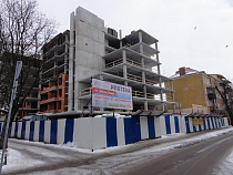 Борис Калинин заселяет 10-этажный дом на Молочинского