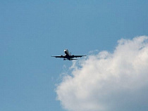 Михаил Ведерников поручил наладить авиасообщение Пскова с Калининградом