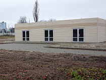 У площади Василевского построили торговый центр