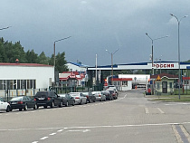 Пограничники напомнили о правилах выезда с детьми за границу