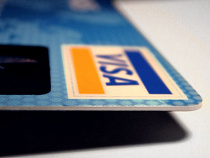 Крымский Генбанк прекращает обслуживание Visa и MasterCard