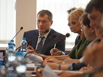 Человек Цуканова отметил успехи общественной палаты региона