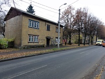 В Калининграде у женщины прямо из рук вырвали смартфон