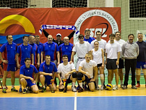 В Калининграде на волейбольном поле сошлись сотрудники двух главных вузов региона