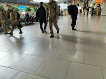 Самолёт из Санкт-Петербурга не смог долететь до Калининграда