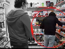 В Калининграде ищут худощавого похитителя спортивного питания (видео)
