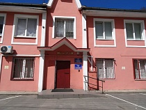 Иностранец рукой продлил на 2 года пребывание в Калининградской области