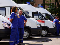 Цуканов пожелал экипажам скорой помощи "меньше выездов"