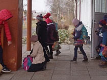 Назван срок дистанционной учёбы средних и старших классов школ