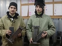 В Гусеве военные поблагодарили студентов за печки-щепочницы для СВО