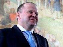 Губернатор сравнил пиджак министра культуры с фасадами гусевских домов