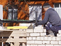 Калининградку привлекли за незаконную прописку 24 иностранцев