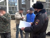 Полиция рейдами уточнила права мигрантов в Калининграде (видео)