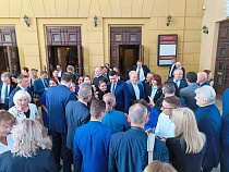 Бомонд Калининградской области чудом избежал серьёзной свары