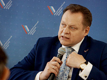 Павел Жбанов: задача власти - остаться в зоне любви