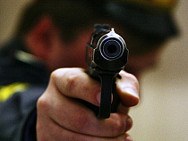 В апреле Госдума рассмотрит законопроект, расширяющий права полицейских на применение табельного оружия