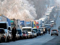 Русский Запад публикует скандальное распоряжение о запрете пропуска порожних грузовиков, зарегистрированных в Калининградской области в режиме ОЭЗ