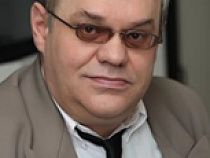 Политолог: ограничение сроков для губернаторов введено для обеспечения притока свежих кадров