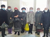 В Нестерове раскритиковали пакеты яблок от Оргеевой и Чмыхова 