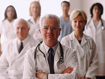 Российским врачам запретят курить