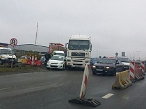 В Калининграде образовалась пробка на выезде из города