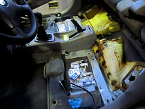 Калининградец переоборудовал авто в тайник и вёз в Литву 1 400 пачек сигарет