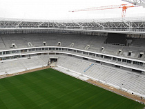 На стадионе к ЧМ-2018 в Калининграде начали устанавливать кресла