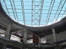 У Театра эстрады в Светлогорске появилась крыша