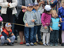 На выплаты семьям с тремя детьми Калининградская область получила 226,3 млн рублей