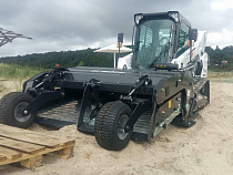 В Янтарный приехала “зверь-машина” для очистки пляжей