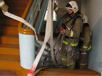 В Калининграде в жилом доме ночью загорелся электросчетчик