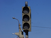 На двух перекрестках в Центральном районе временно отключат светофоры