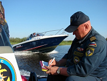 Гидроцикл с водителем заглох и лёг в дрейф в сторону Литвы