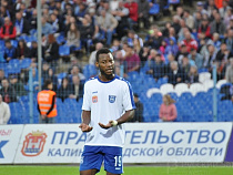 «Балтика» крупно проиграла на выезде «Крыльям Советов»