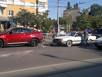 На Ленинском проспекте в Калининграде столкнулись четыре автомобиля